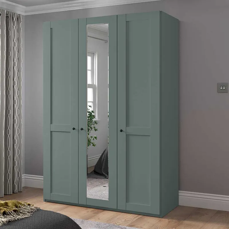Wochenendangebot Graugrüner Kleiderschrank mit Metallgriffen - Rajavo II