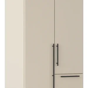rauch Kleiderschrank »Drehtürenschrank Schrank Garderobe Wäscheschrank Schlafzimmer AVOLA« 3 verschiedene Ausstattungen BASIC/CLASSIC/PREMIUM (inkl. SOFT-CLOSE),mit hochwertigen Stangengriffen aus Metall in Schwarz MADE IN GERMANY Kostenloser Rückversand