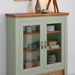 OTTO home Vitrine »Selma Highboard« aus massivem Kiefernholz, mit Griffen aus antikisiertem Metall Aktuell