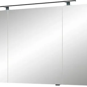 Saphir Spiegelschrank »Serie 7045 Badezimmer-Spiegelschrank inkl. LED-Beleuchtung, 3 Türen« Badschrank 133,2 cm breit, inkl. LEDplus Schalter und Türdämpfer Direktkauf