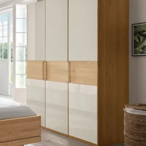 Sichere Zahlung WIEMANN Kleiderschrank »Kiruna« mit Champagnerglas