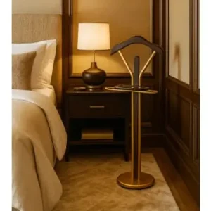 Letzte Chance möbel-direkt Herrendiener Lorenzo in goldfarben/Nussbaum-Nachbildung günstig kaufen | limango