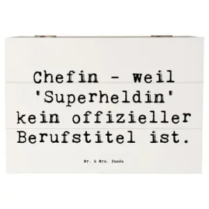 Preisreduziert Mr. & Mrs. Panda Box Spruch Chefin Superheldin mit Spruch in Weiß günstig kaufen | limango