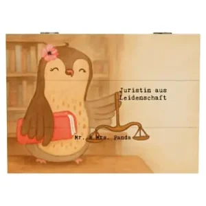 Must-Have Mr. & Mrs. Panda Box Juristin Leidenschaft Design mit Spruch in Weiß günstig kaufen | limango