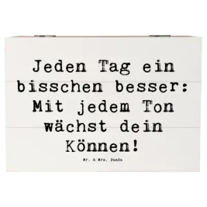 Preisreduziert Mr. & Mrs. Panda Box Spruch Ein neues Musikinstrument lernen mit... in Weiß günstig kaufen | limango